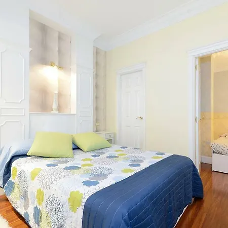 Apartamento Frente Al Guggenheim Con Wifi Y Parking Privado Gratis Apartment Bilbao